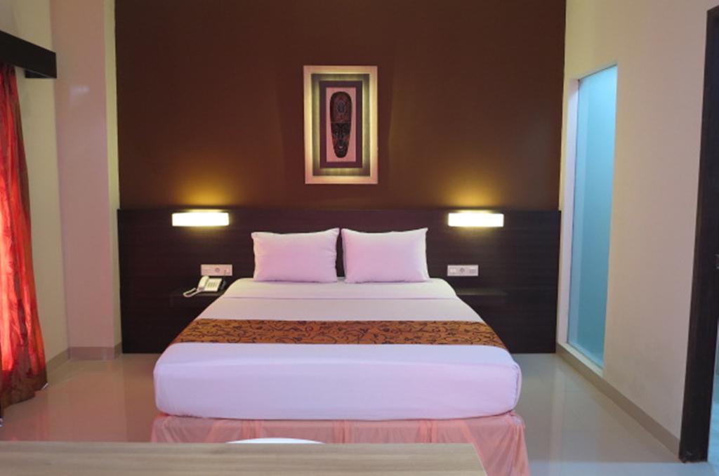 The Waigo Hotel سورونغ المظهر الخارجي الصورة